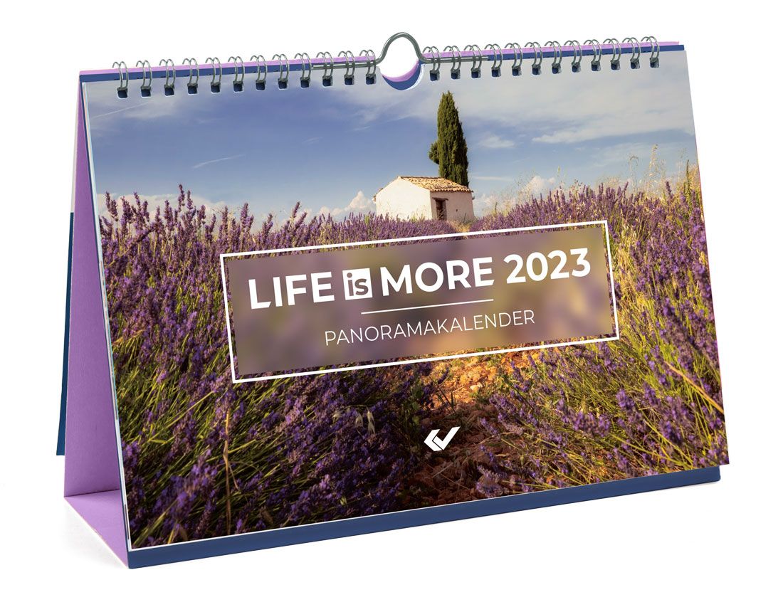 Life is more 2023 - Panorama-Tischkalender