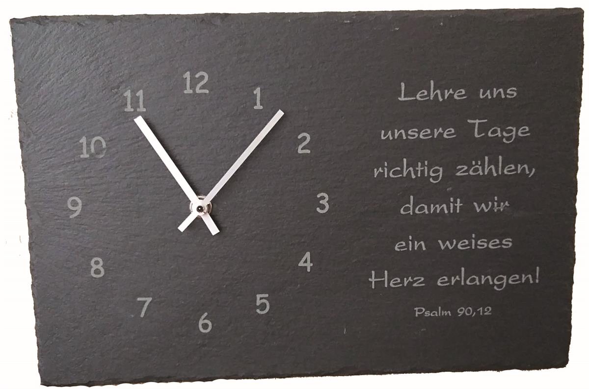 Schiefertafel-Uhr-Uhr_auf_Schiefertafel Schiefertafel – Uhr